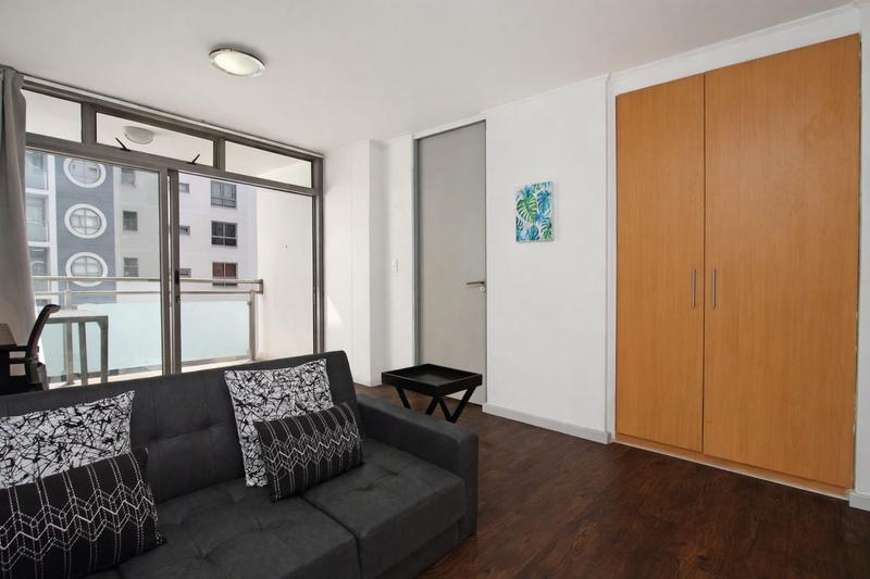 1 Bedroom Property for Sale in Claremont Western Cape